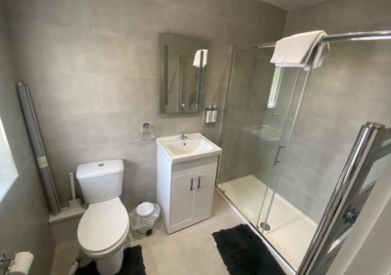 The Coppice Apartment Watford  Ngoại thất bức ảnh