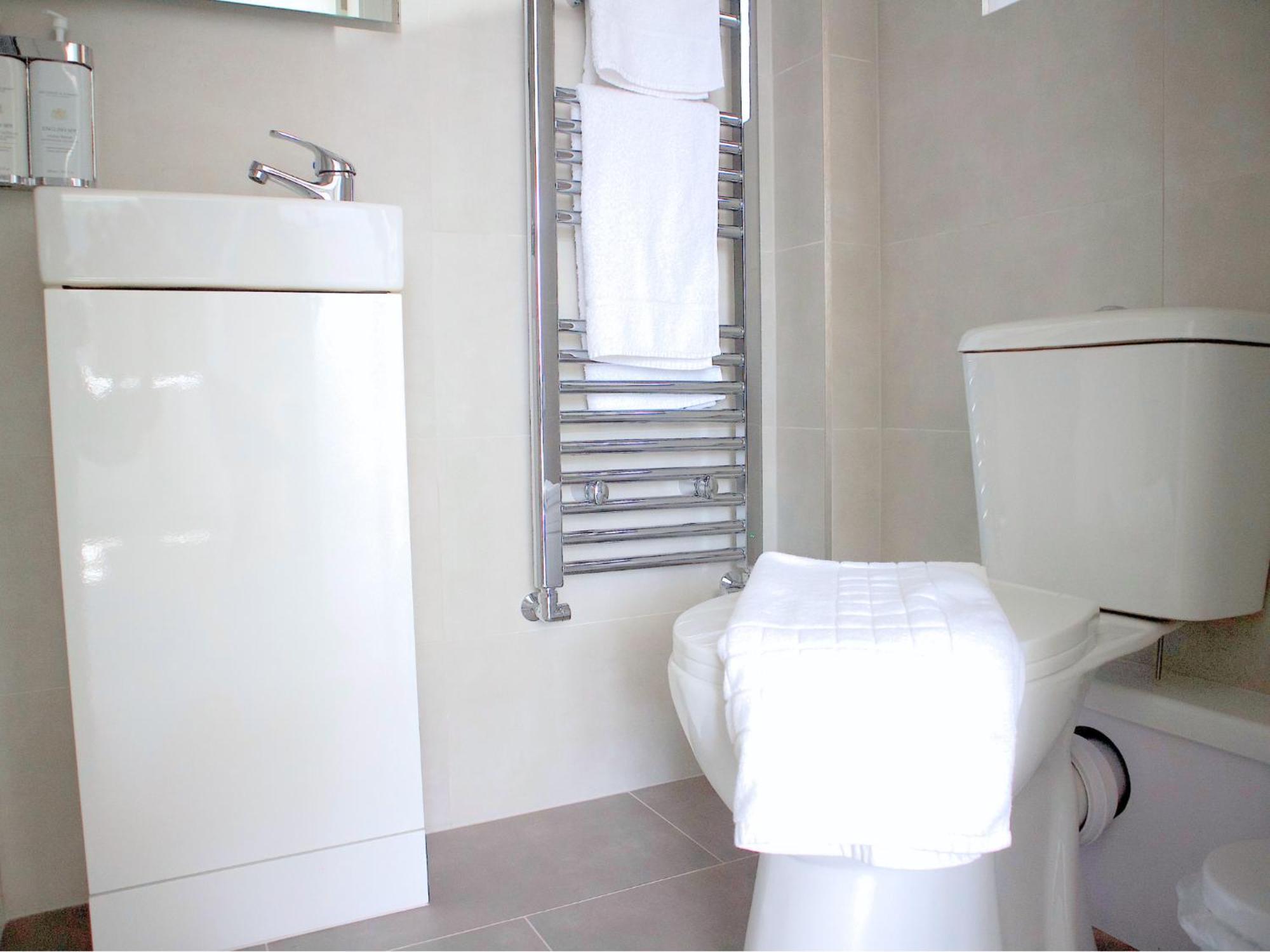 The Coppice Apartment Watford  Ngoại thất bức ảnh