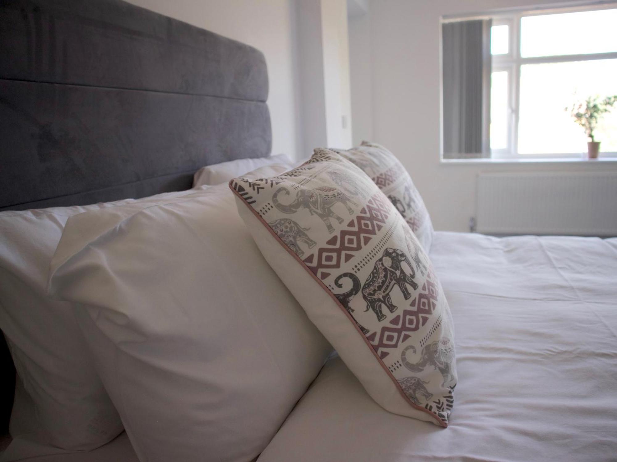 The Coppice Apartment Watford  Ngoại thất bức ảnh
