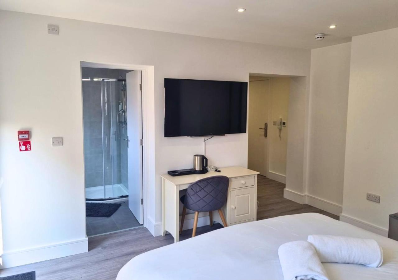 The Coppice Apartment Watford  Ngoại thất bức ảnh