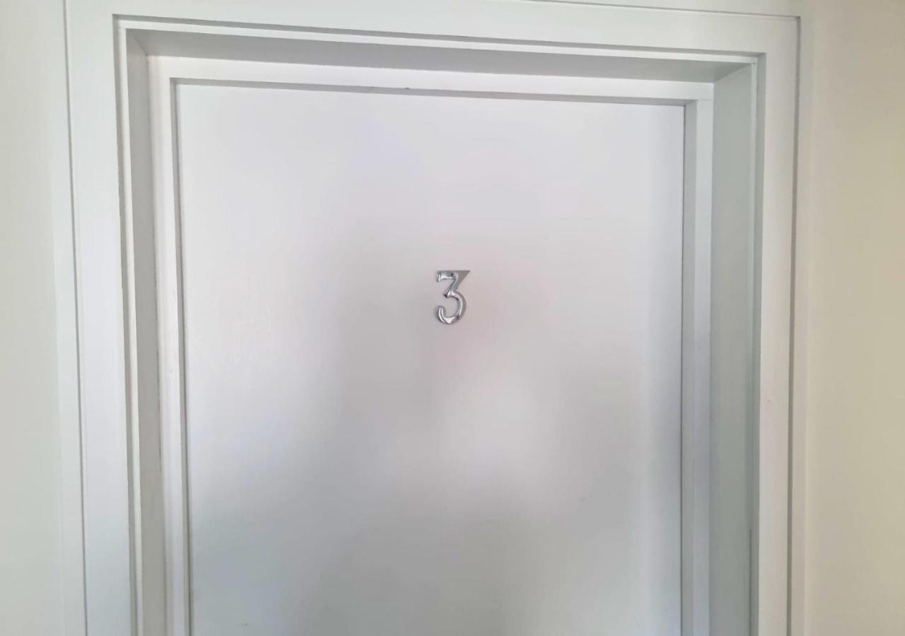 The Coppice Apartment Watford  Ngoại thất bức ảnh